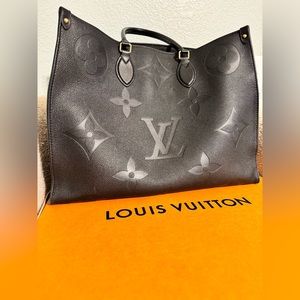 Louis Vuitton OnTheGo GM Tote